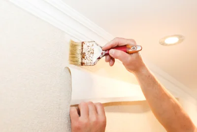 Pose de papier peint à Courteron — revêtements muraux et toiles de verre